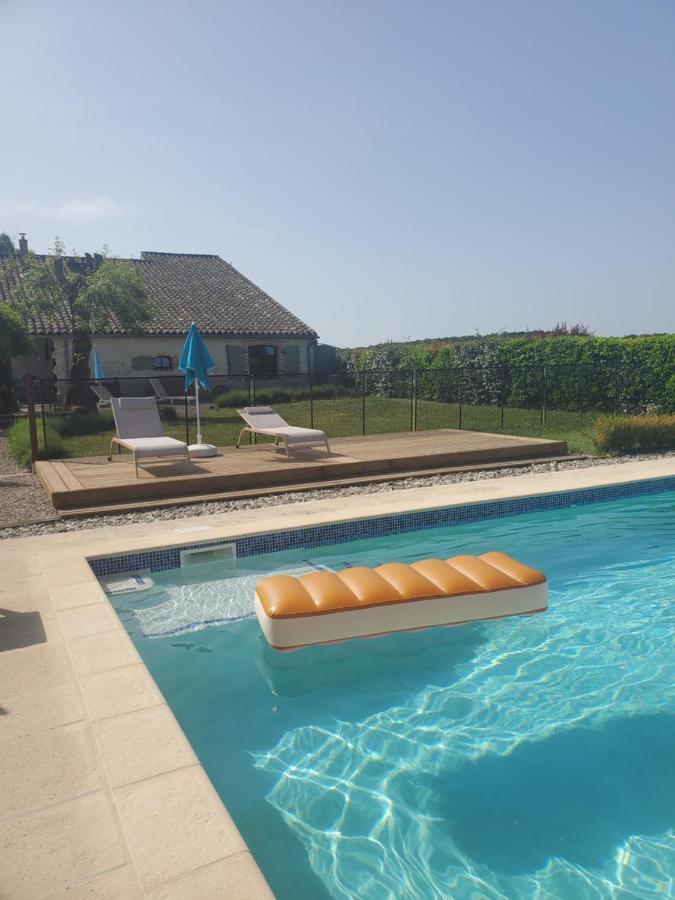 Au Mas De Janita Hotel Cahuzac-sur-Vere Exterior photo